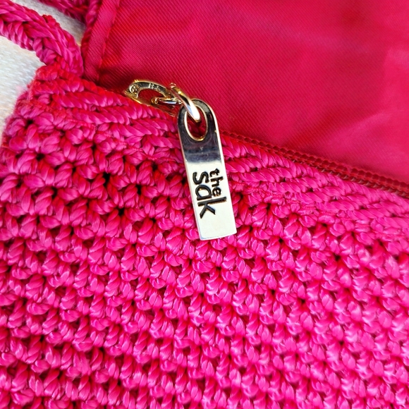 NWT The Sak brand " The Palm Springs Cross Body" bohemian core crocheted bag. - Picture 6 of 11